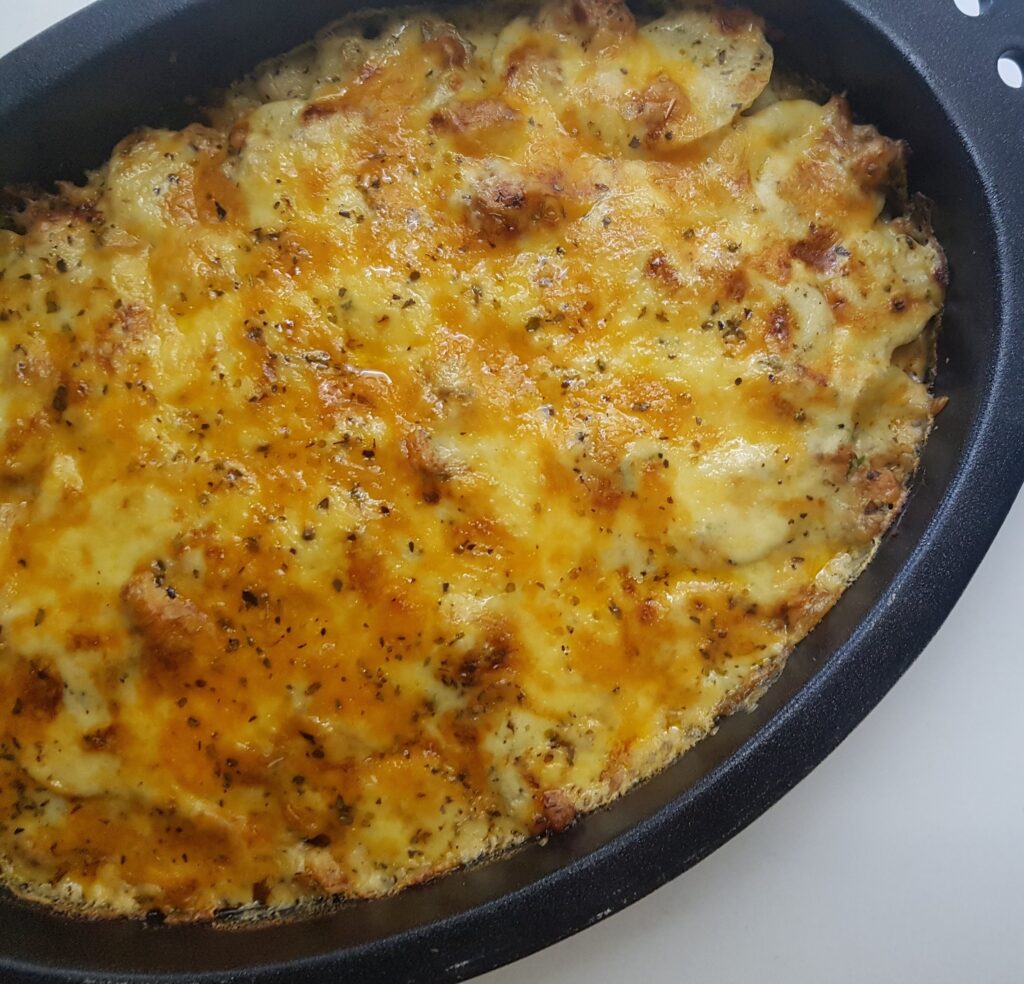 creamy cheesy scalloped potatoes