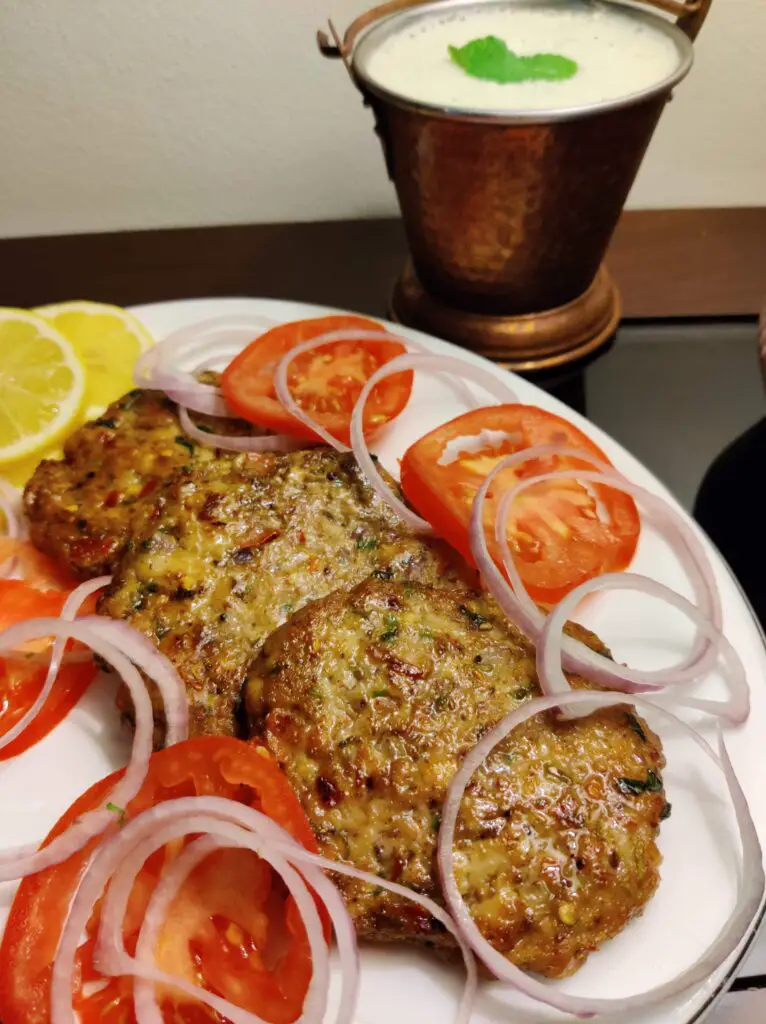 chicken chapli kabab