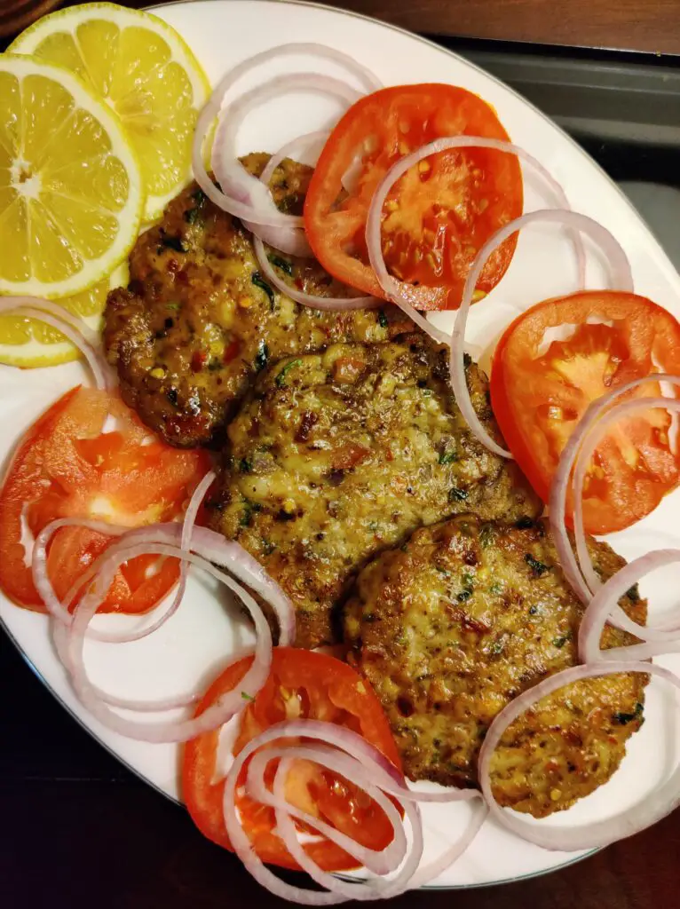 chicken chapli kabab